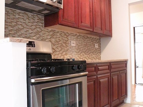 5th image of 6550 Wetherole St APT 6C