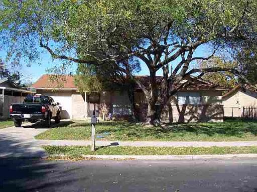 1st image of 8019 QUIRT DR