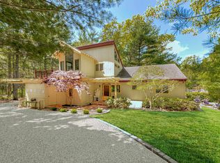 181 Swamp Rd, East Hampton, NY 11937