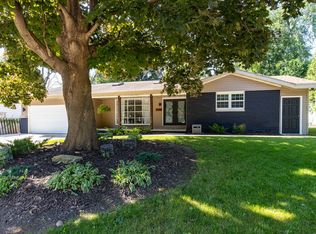 2107 Riverside Dr, Kaukauna, WI 54130