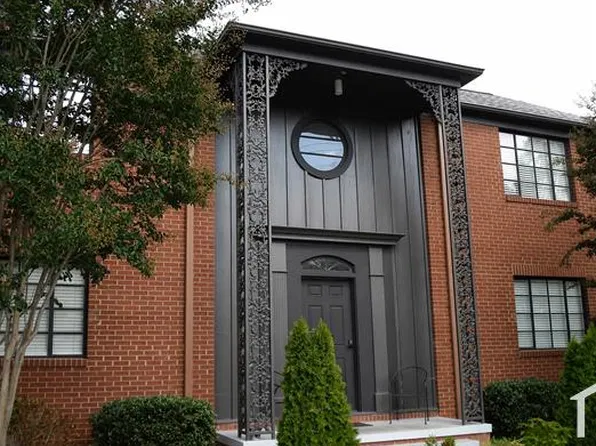 10 W 6th Ave #3A, Lexington, NC 27292