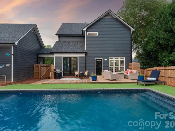1235 Old Coach Ln, Rock Hill, SC 29732