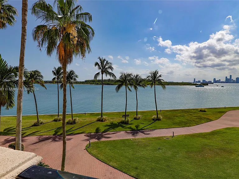 2235 Fisher Island Dr — Photo 5