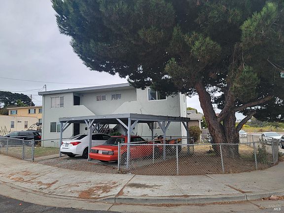 2nd image of 2300 Foothill Avenue