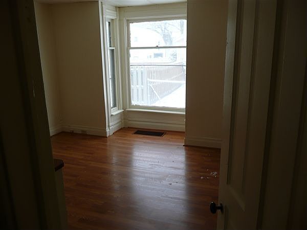 38 Home 032