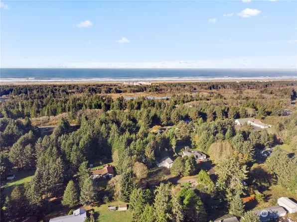 47 Etta Place, Hoquiam, WA 98550