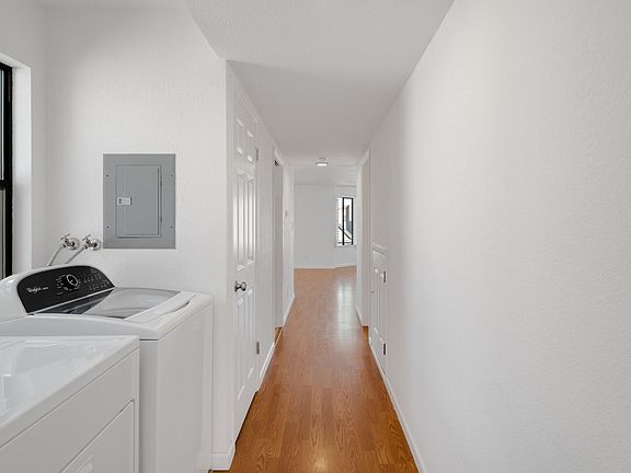3rd image of 463 25th Ave Unit S