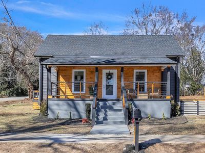 201 Front St, Easley, SC, 29640
