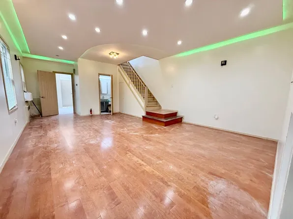 2291 E 21st St, Brooklyn, NY 11229