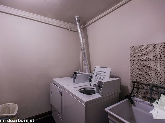 4th image of 1435 N Dearborn St #616