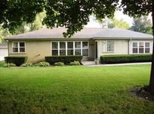 104 W Ridge Ave, Prospect Heights, IL 60070