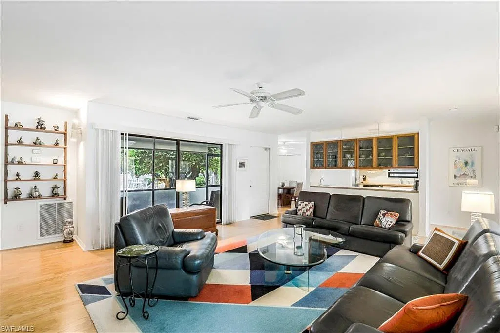 2 bed, 2.0 bath, 1529 sqft, $7,500 — Photo 3