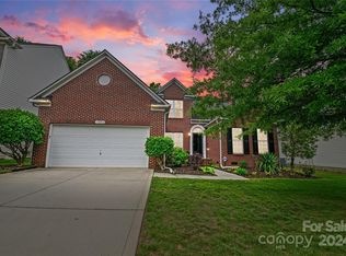 13124 Arrington Heights Pl, Charlotte, NC 28278