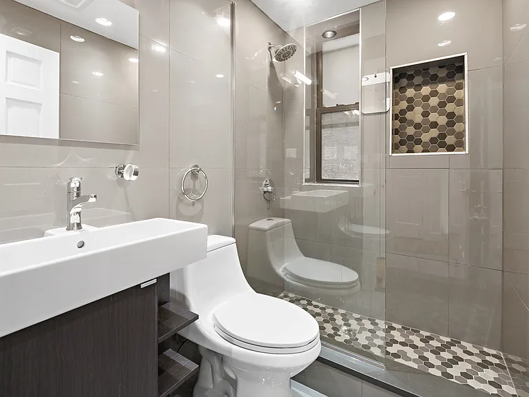 102 Ogden Ave #103 — Photo 19