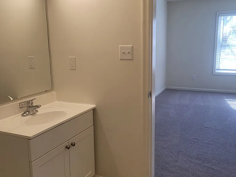 1801 Braken Ave #1833 — Photo 9