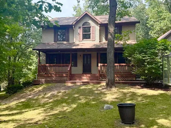 13323 Twin Creek Ln NE, Greenville, MI 48838