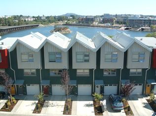 864 Central Spur Rd, Victoria, BC V9A0C1