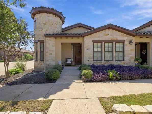 110 Lucia Cir APT 1, Lakeway, TX 78734