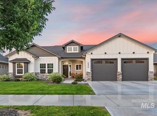 12376 S Hunters Point Dr, Nampa, ID 83686