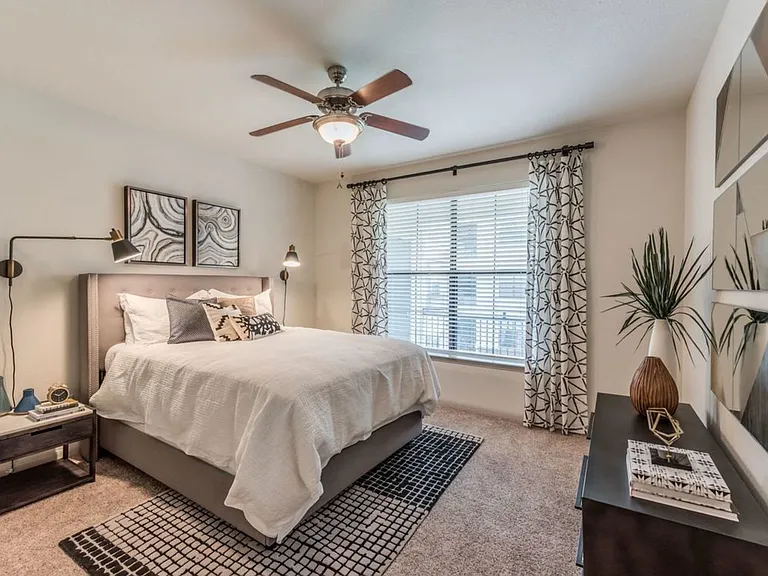 Villas at Bunker Hill Apartments — Photo 13
