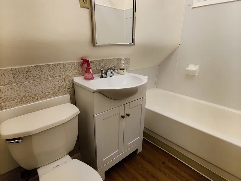 19 Clarke St #2 — Photo 9