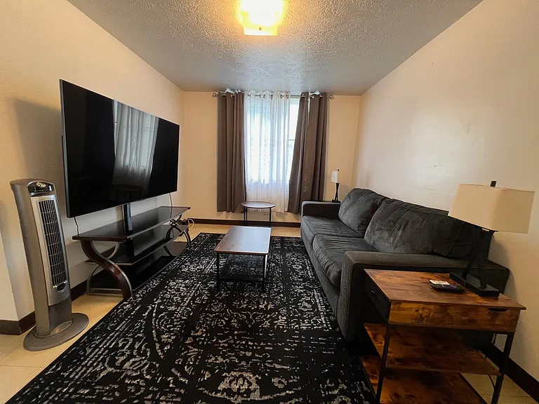 827 Lukepane Ave #204 — Photo 4