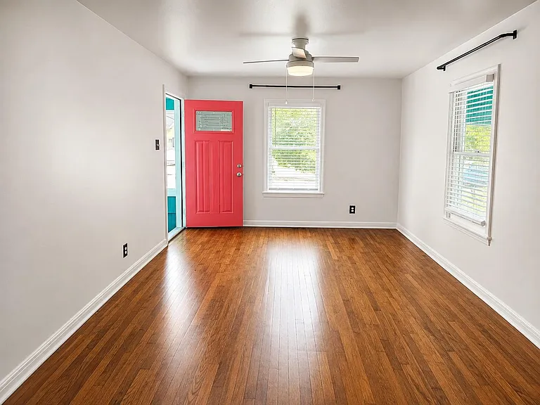 200 Nelray Blvd — Photo 5