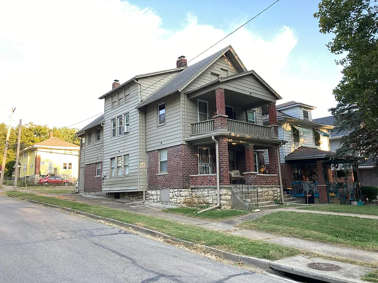 301 Kensington Ave #2 — Photo 21