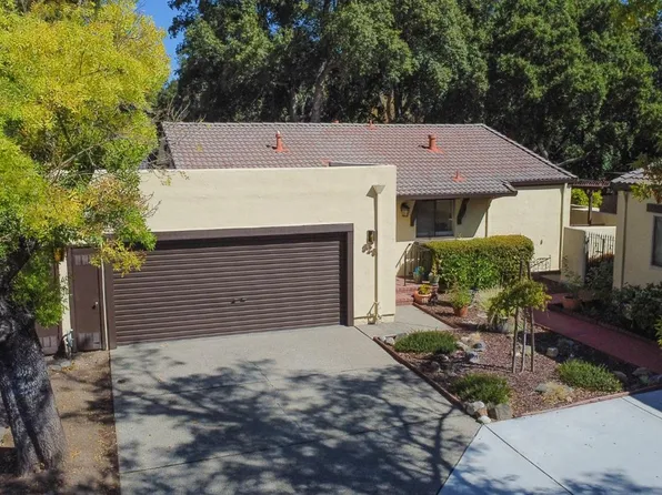 828 Adobe Dr, Santa Rosa, CA 95404