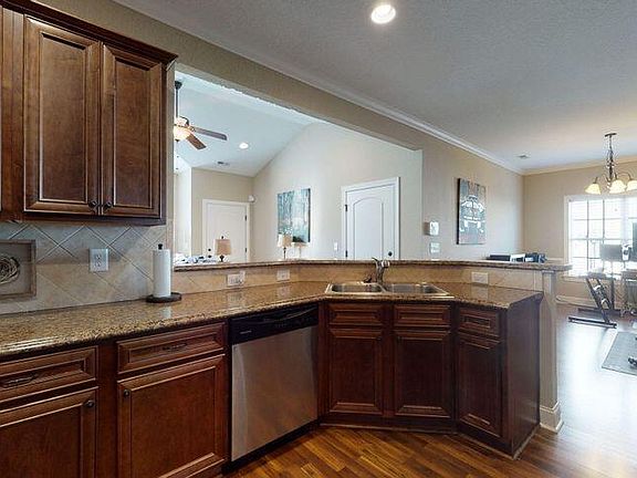5th image of 2005 Leighton Dr #A