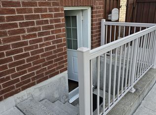 58 Midcrest Cir, Brampton, ON L6Y0W5