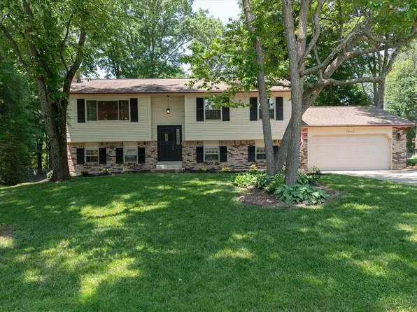 3862 Heritage Oaks Dr, Amelia, OH 45102