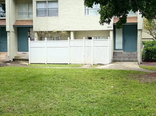 3005 NW 5th Ter, Pompano Beach, FL 33064