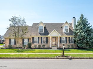 7710 Ridgehurst Pl, Louisville, KY 40299