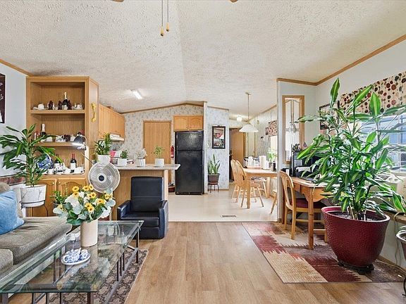 5th image of 58 Fifth Street