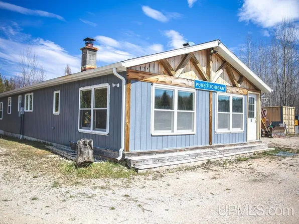 2124 N State Hwy #M94, Manistique, MI 49854