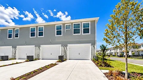 4 bed, 1770 sqft, $2,400 — Photo 4