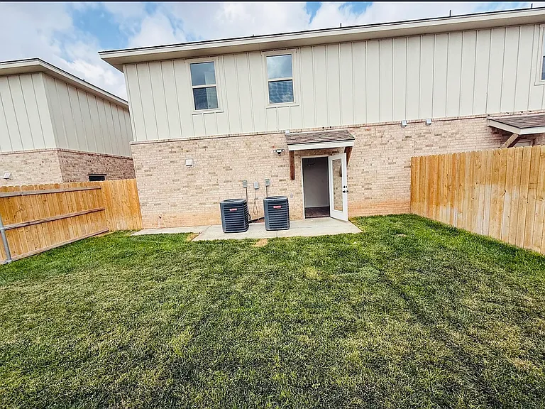 9177 Redbud Rd #2 — Photo 36