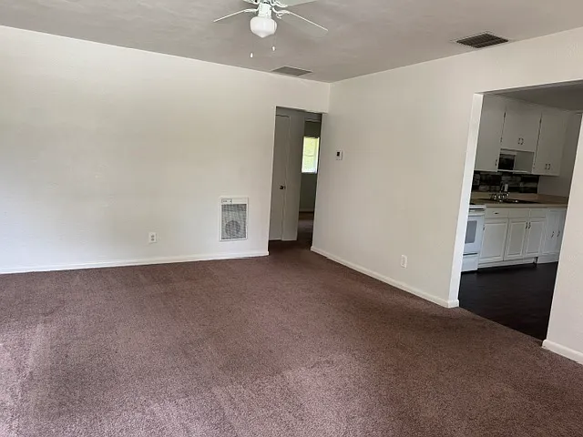 2075 Howell Branch Rd #101 — Photo 6