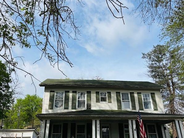 206 N 1st St, Steelville, MO 65565