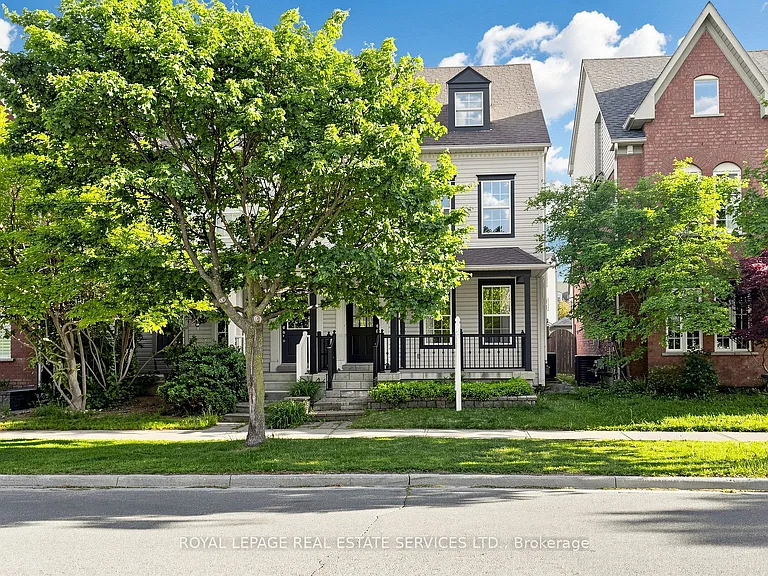 100 Georgian Dr — Photo 1
