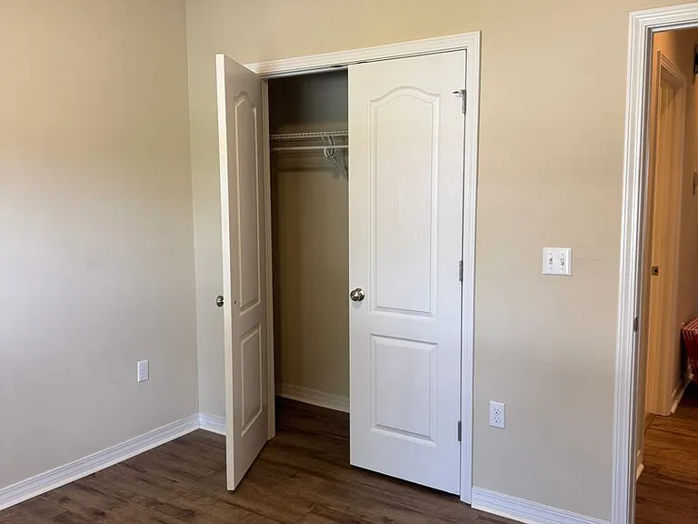156 Creve Core Dr — Photo 33