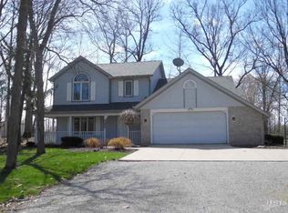 2538 E Center Dr, Bluffton, IN 46714
