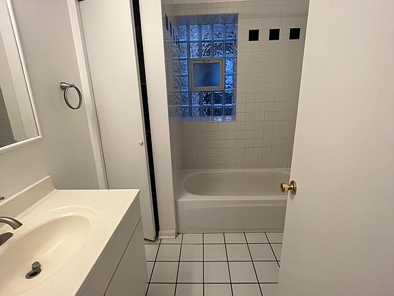5th image of 2619 N Troy St APT D