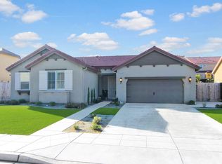 21166 Lago Bello Ln, Friant, CA
