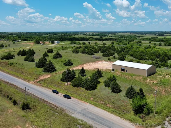 758 S Lake Rd, Bradley, OK 73011
