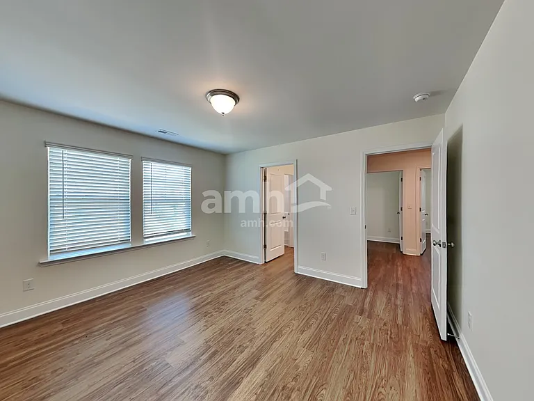 4911 Trayton Ave — Photo 18