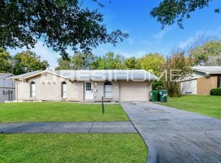 5410 Saddleback Rd, Garland, TX 75043
