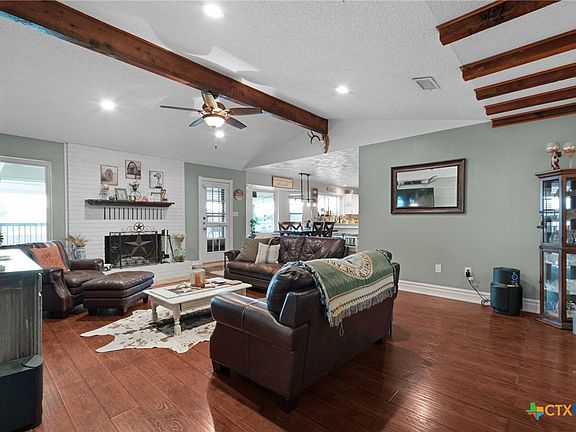3rd image of 324 County Road 4932