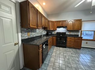 409 Carrington Ave #1R, Woonsocket, RI 02895